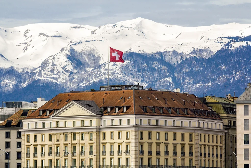 hedgeweek-credit-suisse-at1-write-off